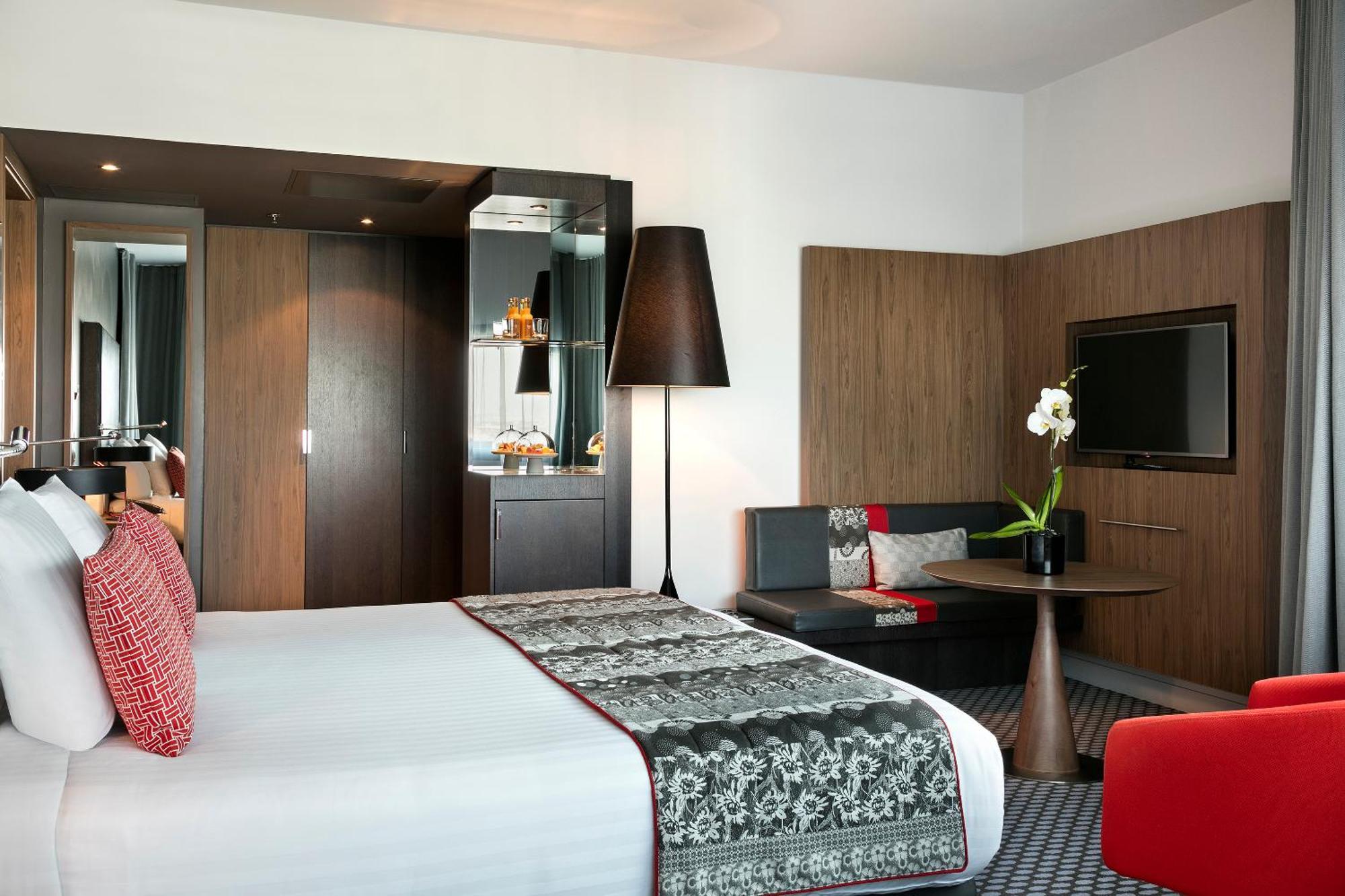 Melia Paris La Defense Hotel Courbevoie Room photo
